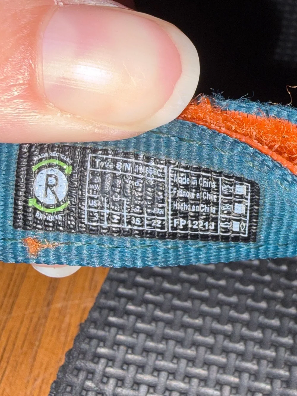 Kids Universal Teva Sandals Blue Orange Straps Size 3